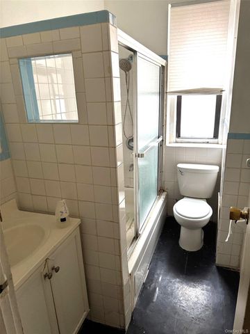 2156 Cruger Avenue 3L, Bronx, NY 10462