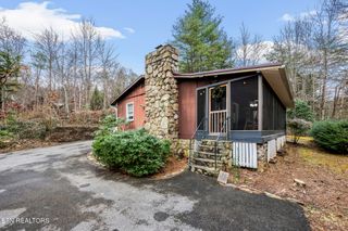 1303 Ski View Ln, Sevierville, TN 37876