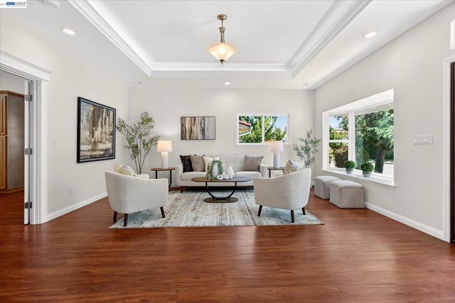 811 Seville Pl, Fremont, CA 94539