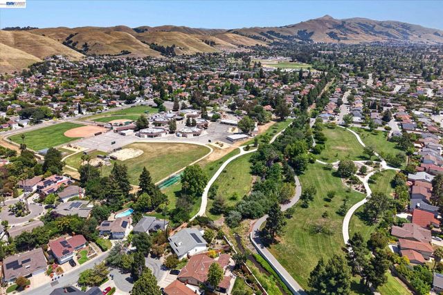 811 Seville Pl, Fremont, CA 94539