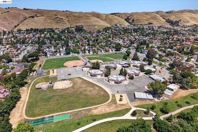811 Seville Pl, Fremont, CA 94539