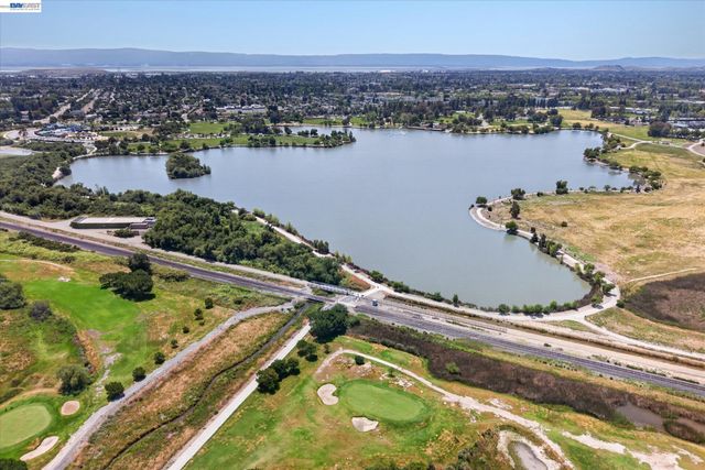 811 Seville Pl, Fremont, CA 94539