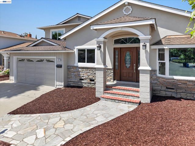 811 Seville Pl, Fremont, CA 94539