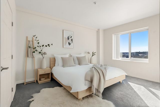 1 Cityview Ln 707, Quincy, MA 02169