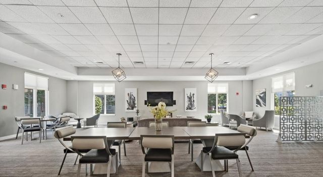 1 Cityview Ln 707, Quincy, MA 02169