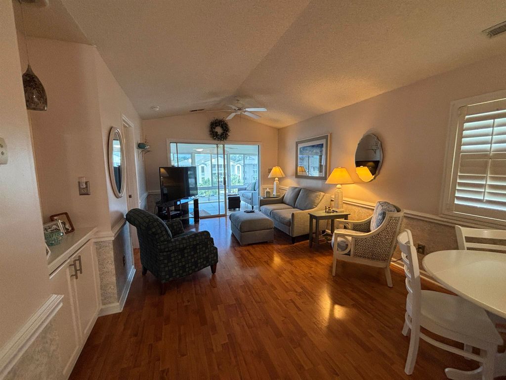 207 Landing Rd Apt I, North Myrtle Beach, SC 29582 — photo 2