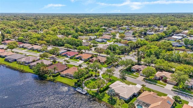 6600 DEERING CIRCLE, Sarasota, FL 34240