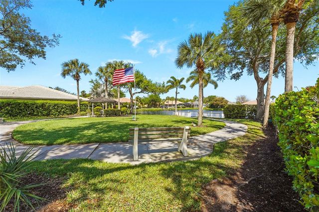 6600 DEERING CIRCLE, Sarasota, FL 34240