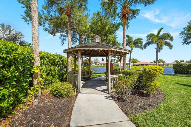 6600 DEERING CIRCLE, Sarasota, FL 34240