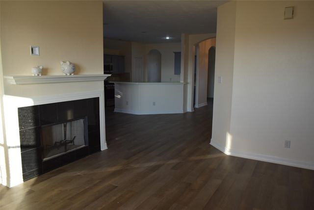 16630 Great Oaks Glen Drive, Houston, TX 77083
