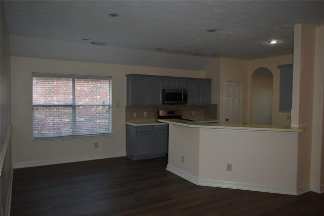 16630 Great Oaks Glen Drive, Houston, TX 77083