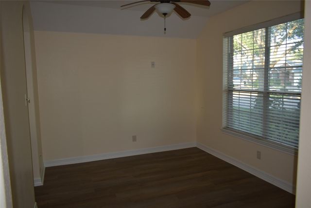 16630 Great Oaks Glen Drive, Houston, TX 77083