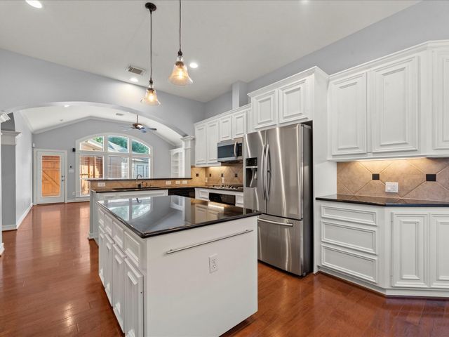 1274 Seamist Drive, Houston, TX 77008