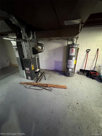 15337 Veronica Avenue, Eastpointe, MI 48021