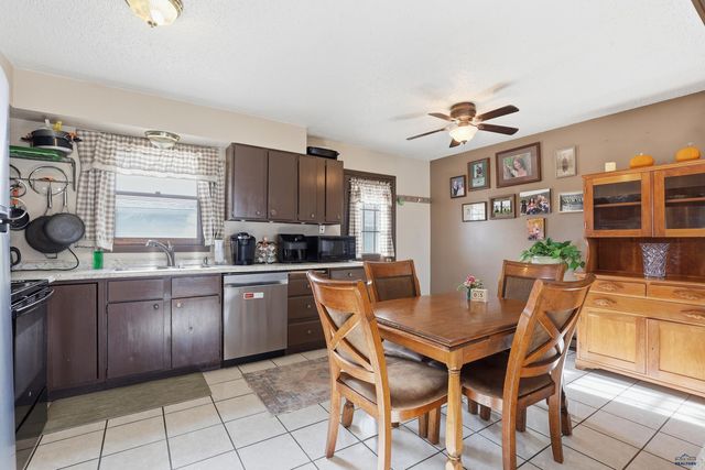 1930 GALAXY DR, Rapid City, SD 57701