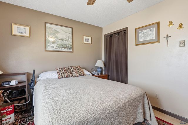 1930 GALAXY DR, Rapid City, SD 57701