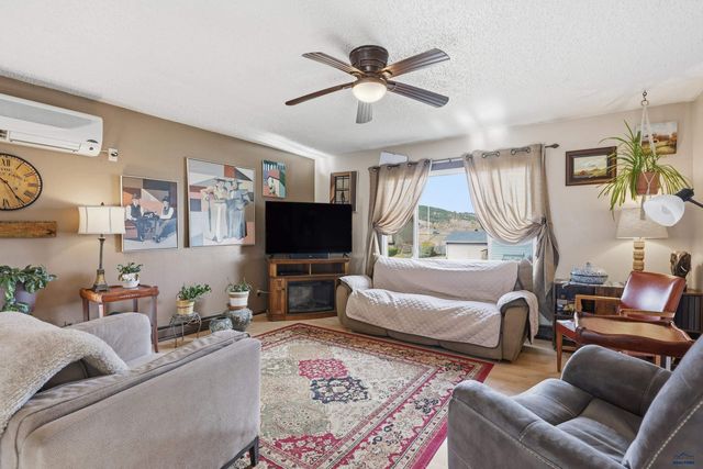 1930 GALAXY DR, Rapid City, SD 57701