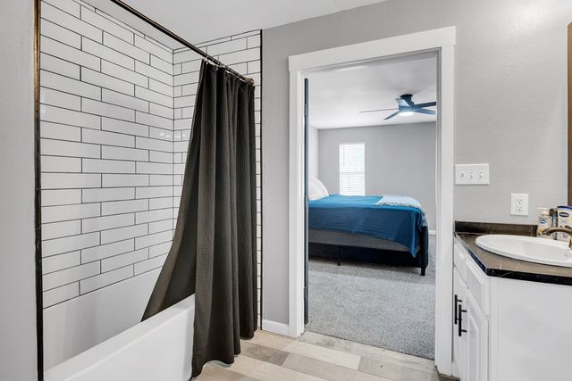 1527 NW 9th St, Andrews, TX 79714