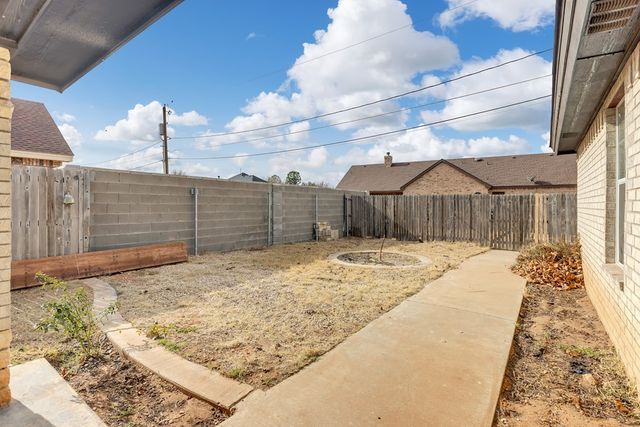 1527 NW 9th St, Andrews, TX 79714