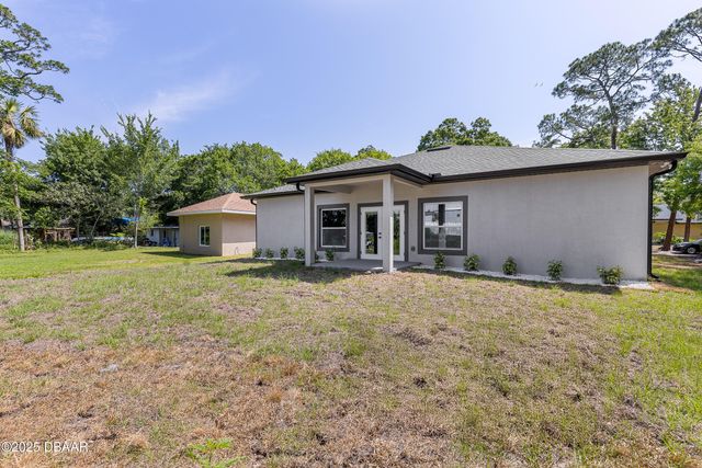 1738 Palm Road, Ormond Beach, FL 32174