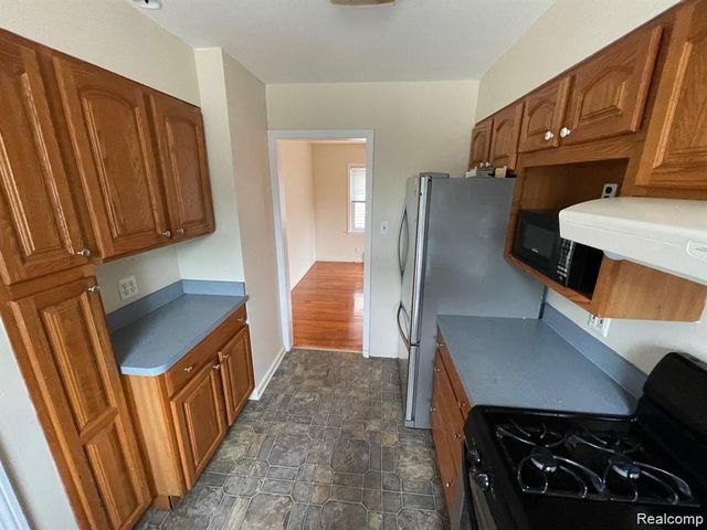 1518 E LINCOLN Avenue, Royal Oak, MI 48067