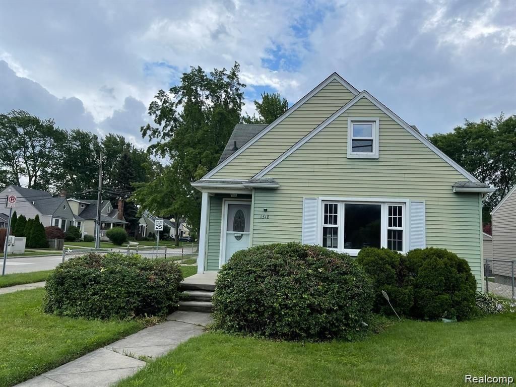1518 E LINCOLN Avenue, Royal Oak, MI 48067