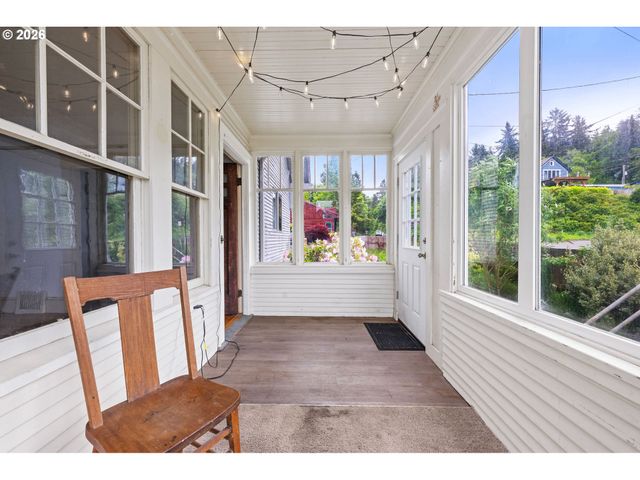 4590 LIEF ERIKSON Dr, Astoria, OR 97103