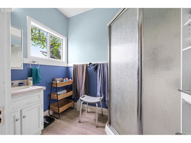 4590 LIEF ERIKSON Dr, Astoria, OR 97103