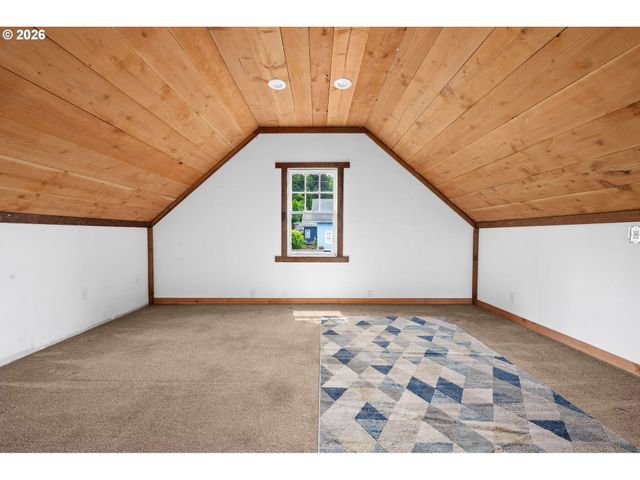 4590 LIEF ERIKSON Dr, Astoria, OR 97103
