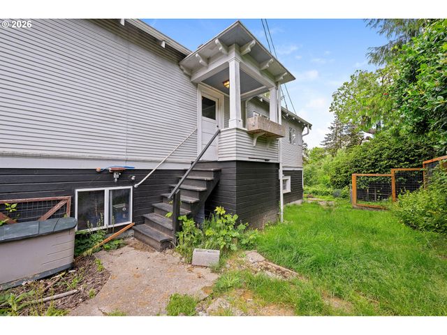 4590 LIEF ERIKSON Dr, Astoria, OR 97103