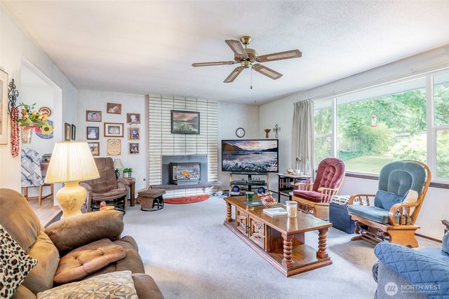 9111 116th Street E, Puyallup, WA 98373