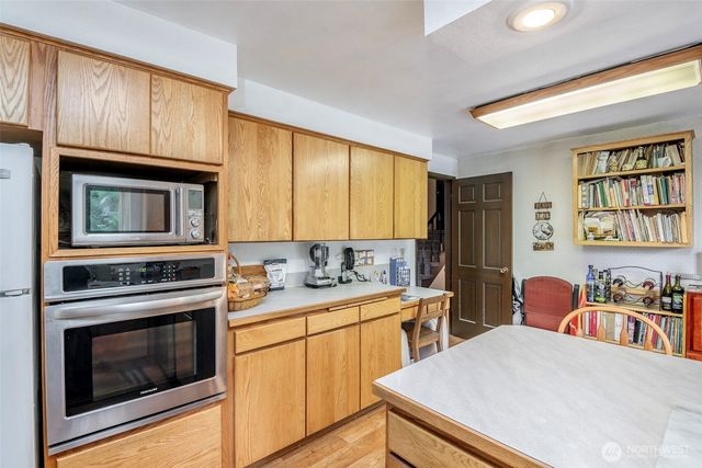 9111 116th Street E, Puyallup, WA 98373