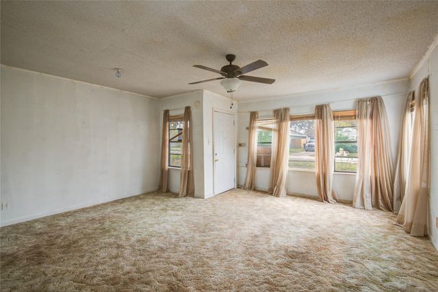 5306 Kenilwood Drive, Houston, TX 77033