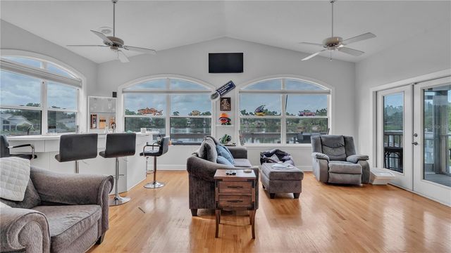 601 PENINSULAR DRIVE, Lakeland, FL 33813