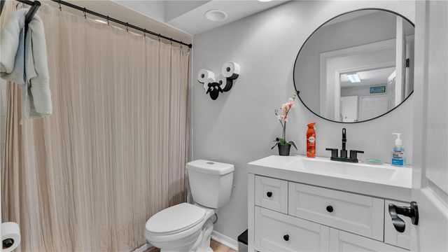 601 PENINSULAR DRIVE, Lakeland, FL 33813