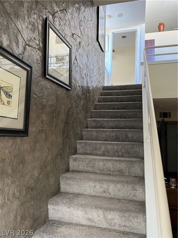 2752 Lodestone Drive, Las Vegas, NV 89117