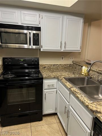 2752 Lodestone Drive, Las Vegas, NV 89117