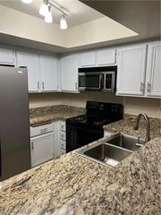 2752 Lodestone Drive, Las Vegas, NV 89117