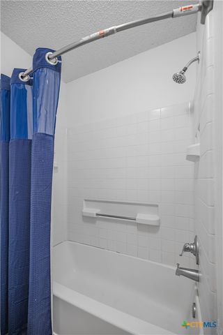 60 Ewing Road, Goliad, TX 77963