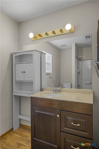 60 Ewing Road, Goliad, TX 77963