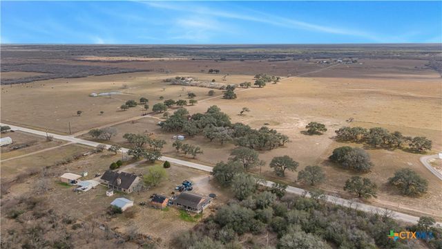 60 Ewing Road, Goliad, TX 77963