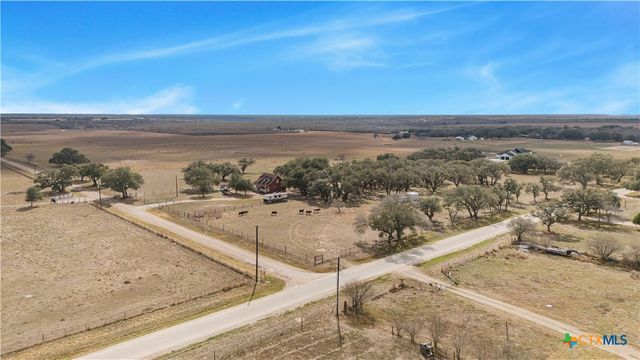 60 Ewing Road, Goliad, TX 77963