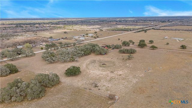 60 Ewing Road, Goliad, TX 77963