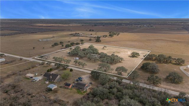 60 Ewing Road, Goliad, TX 77963