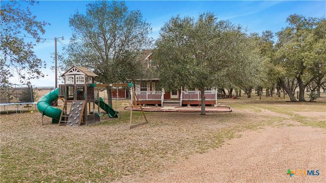 60 Ewing Road, Goliad, TX 77963