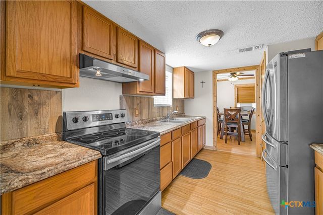 60 Ewing Road, Goliad, TX 77963