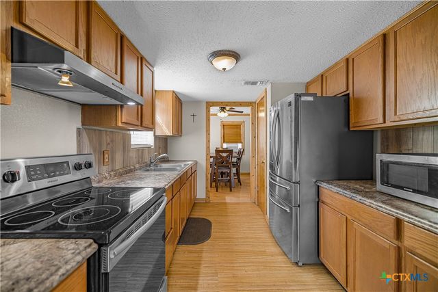 60 Ewing Road, Goliad, TX 77963