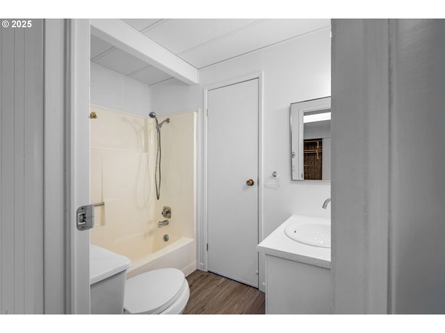 100 Sw 195TH Ave 199, Beaverton, OR 97006