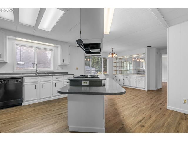 100 Sw 195TH Ave 199, Beaverton, OR 97006