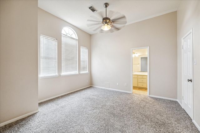 11902 Oakner Drive, Tomball, TX 77377